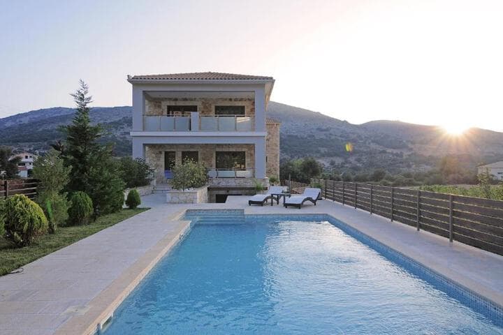 Villa Unique photo 1