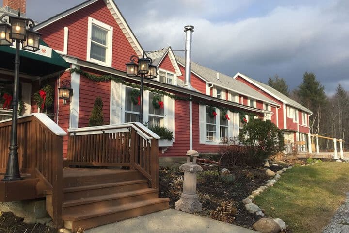 The Vermont Inn photo 3