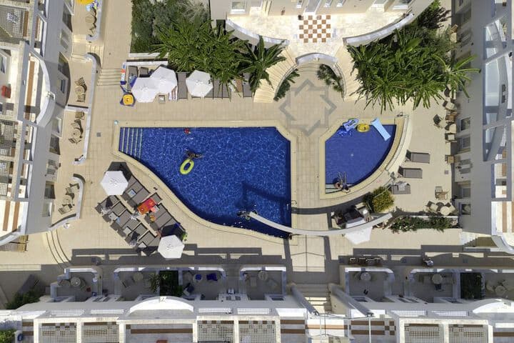 Forum Suites photo 4