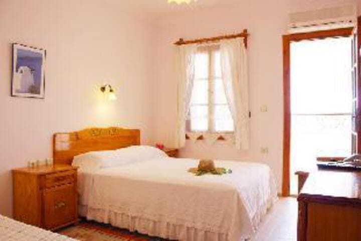 Toloman Hotel&Apartments photo 5