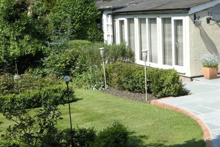Motts Cottage photo 3