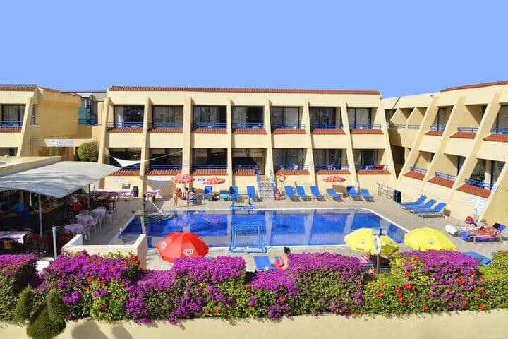 Napa Prince Hotel Apartments photo 4