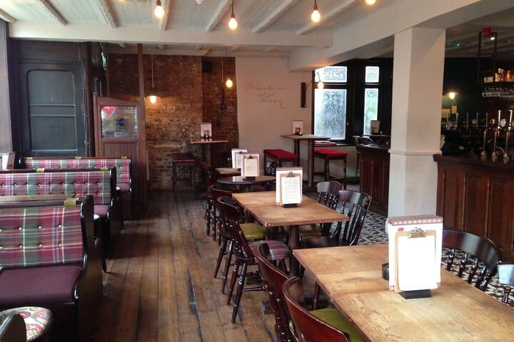 Publove at Exmouth Arms Euston photo 4
