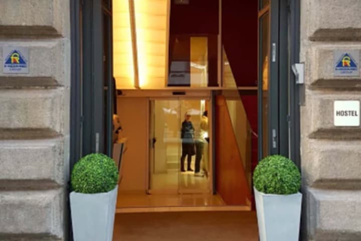 Far Home Atocha photo 2