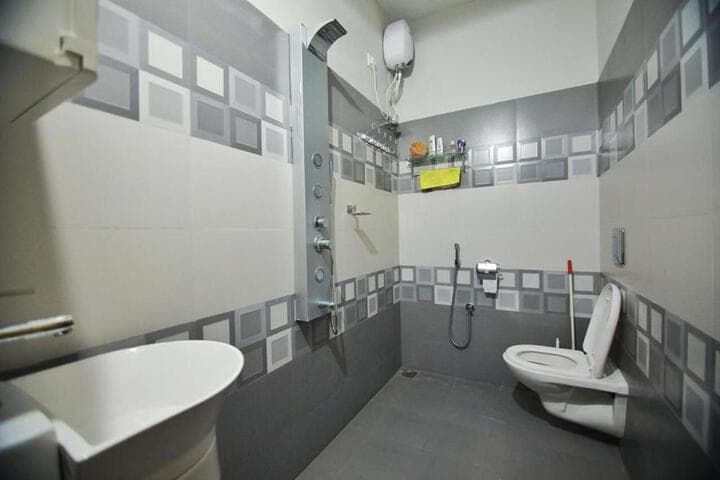 Dolphin Beach House photo 5