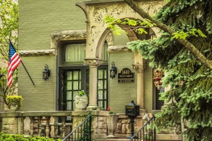 Inn at St. James Court photo 3