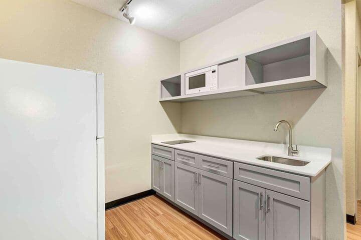 Extended Stay America Suites Buffalo Airport photo 4