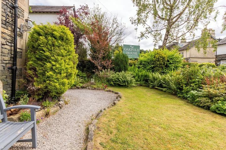Oakfold House photo 2