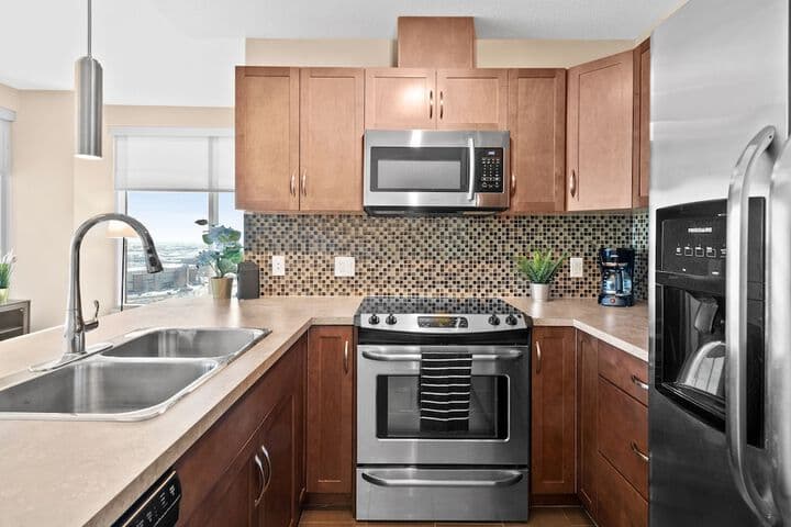 GLOBALSTAY. Modern Downtown Condos. Free parking photo 4