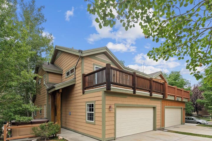 Bear Hollow Village by All Seasons Resort Lodging photo 3
