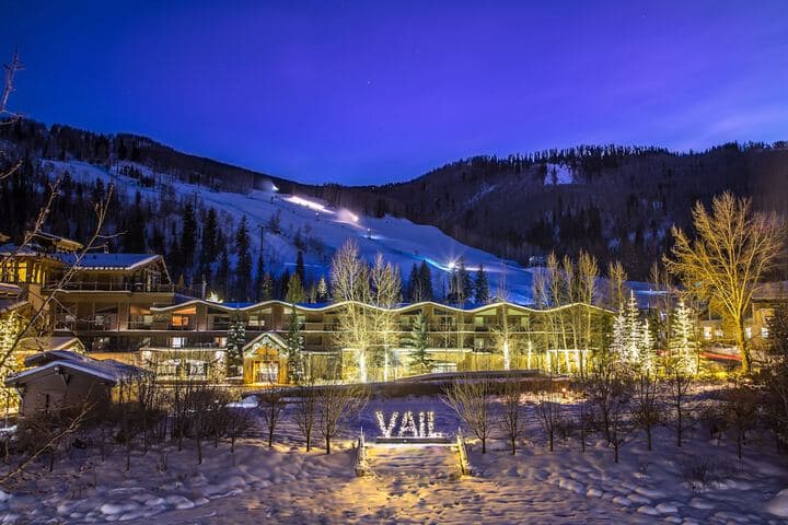 Manor Vail Lodge photo 2