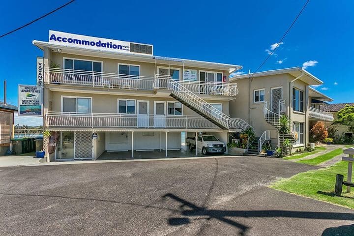Leisure Lee Holiday Apartments photo 2