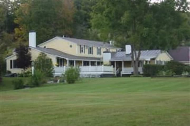 Inn at Clearwater Pond (Quechee) photo 4