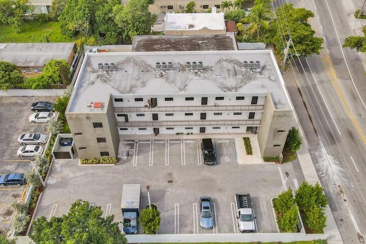 Renzzi Wynwood Apartments photo 5