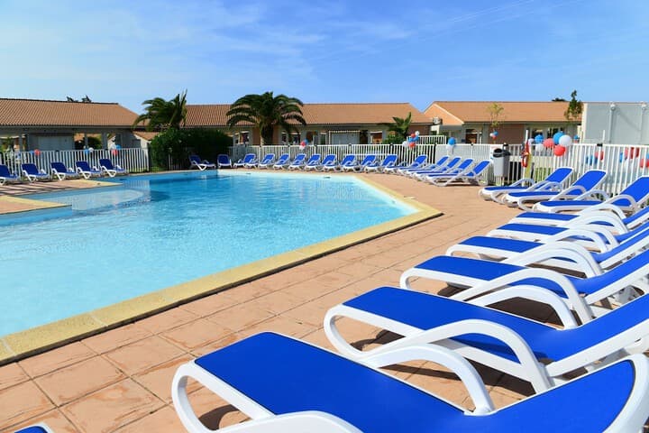 Le Somail destination view