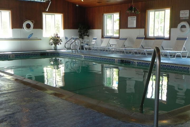 Elmwood Resort Hotel photo 5