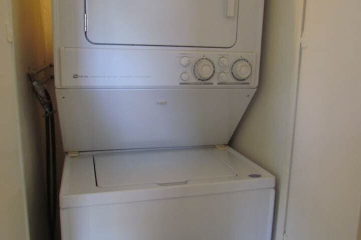 Next to Four Season Hotel Luxury Apartment photo 4