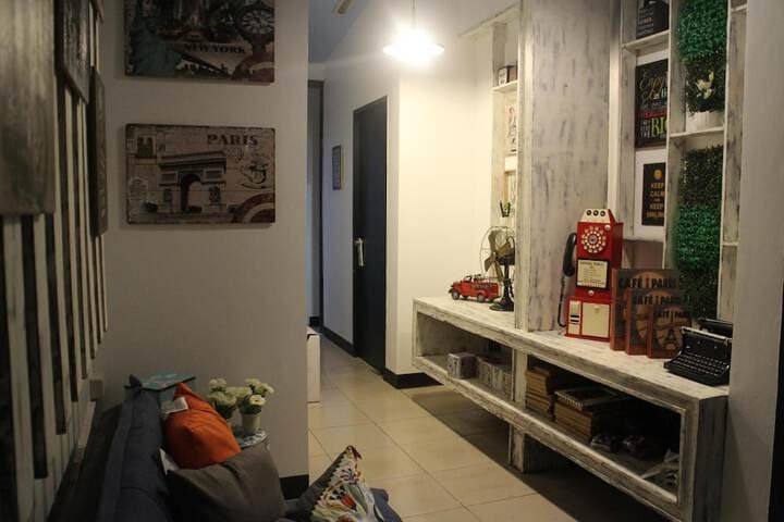 Food District Hostel Cebu Central photo 2