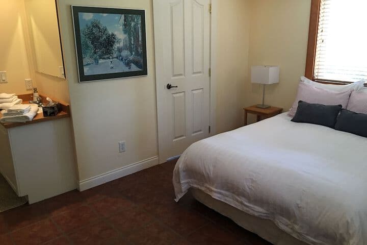 All Seasons Bed & Breakfast photo 5