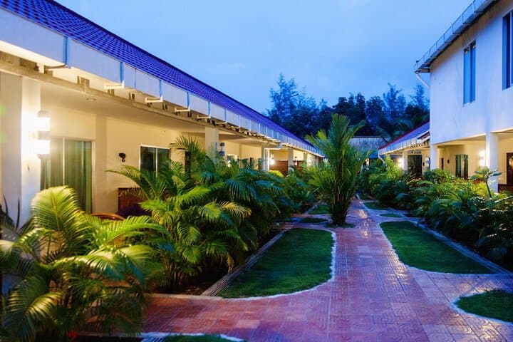 Daem Thkov destination view