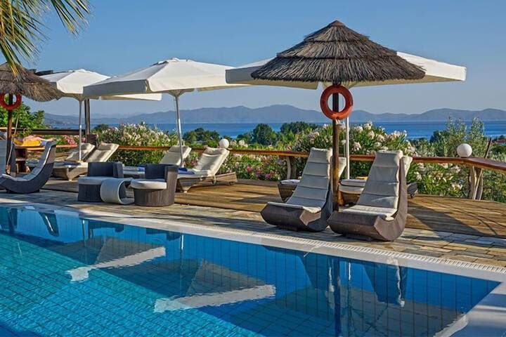 Iakovakis Suites & Spa photo 4