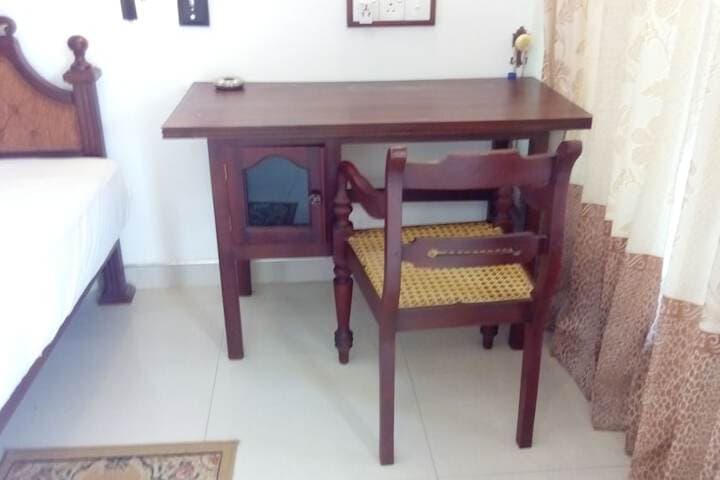 Sarathchandra Tourist Guest House photo 5
