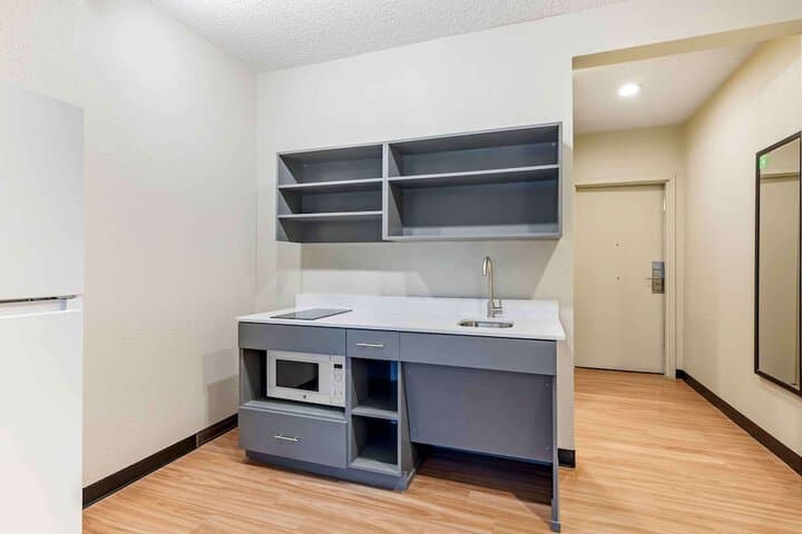 Extended Stay America Suites Buffalo Airport photo 5