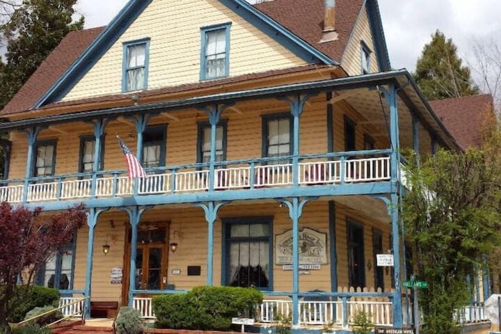 American River Inn photo 2
