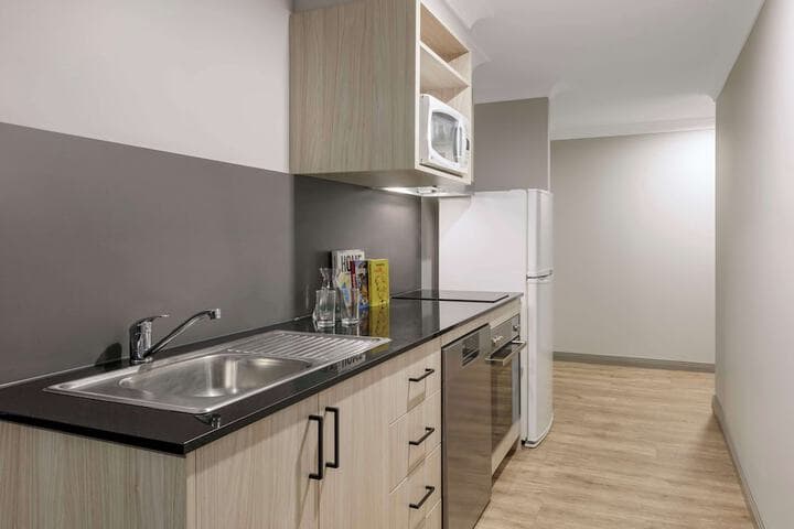 Oaks Sydney North Ryde Suites photo 4