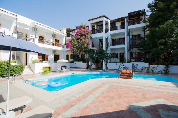 Rena Apartments by Checkin photo 3