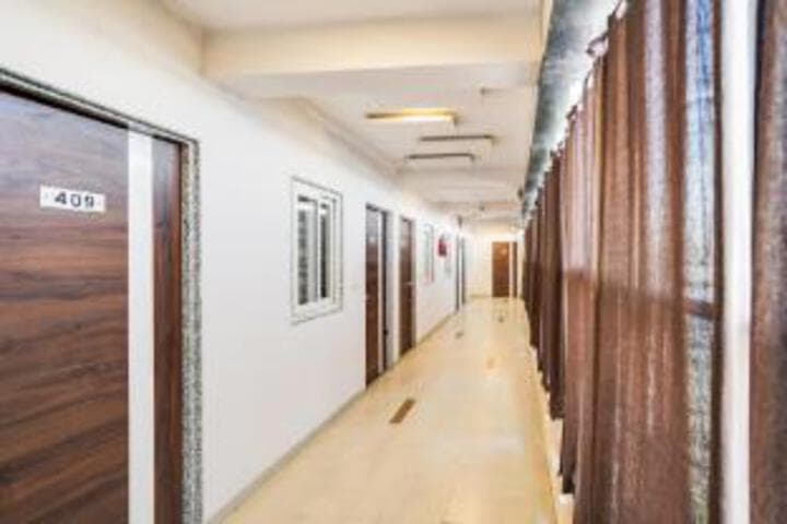 Super Collection O Kalupur Railway Station Formerly Hotel Progressive Inn photo 5