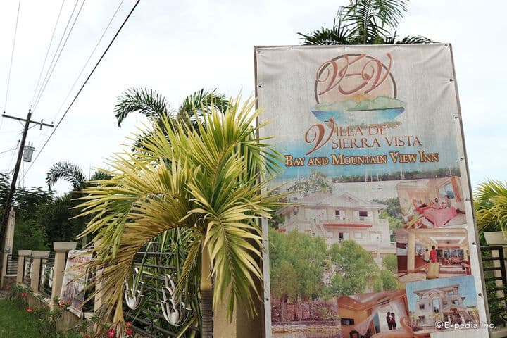 Villa de Sierra Vista photo 2
