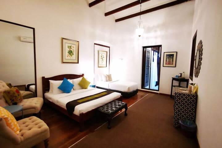 East Indies Mansion photo 4