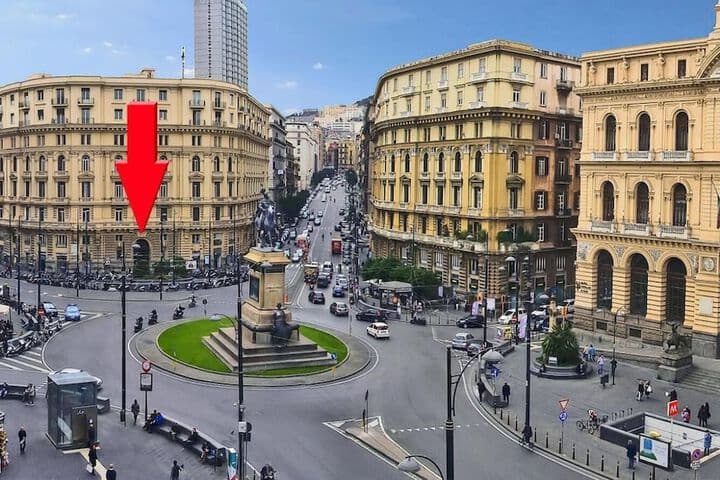Piazza Bovio 22 photo 3