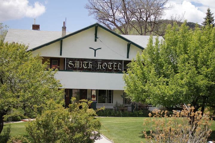 Historic Smith Hotel B&B photo 3