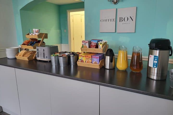 Beach Hotel Torbay photo 2