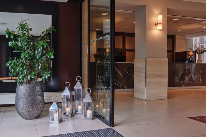 Adina Apartment Hotel Berlin CheckPoint Charlie photo 2