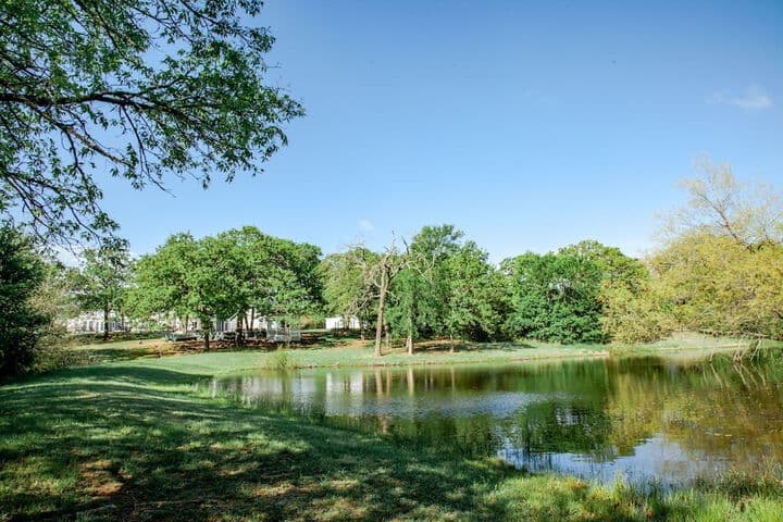 Towering Oaks Event & Retreat Center photo 5
