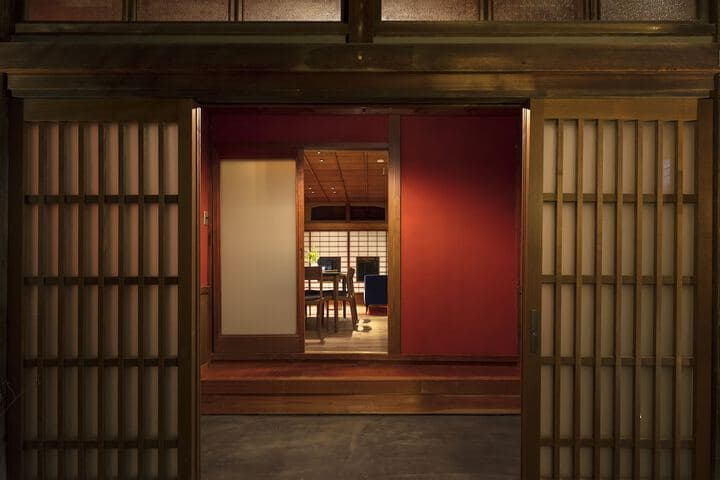 Hikoso machi Kin no Ma photo 2