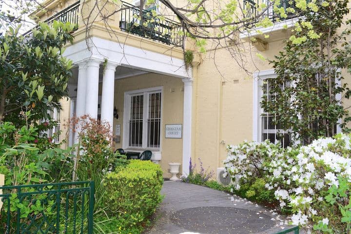 Georgian Court Bed & Breakfast photo 2