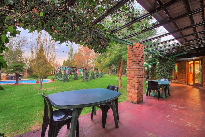 Airport Bird & Game Lodge photo 3