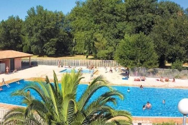 Saint-Cyprien Plage destination view