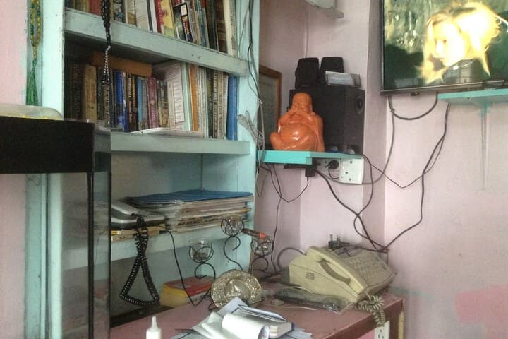 CVNB Bed & Bath Hostel photo 2