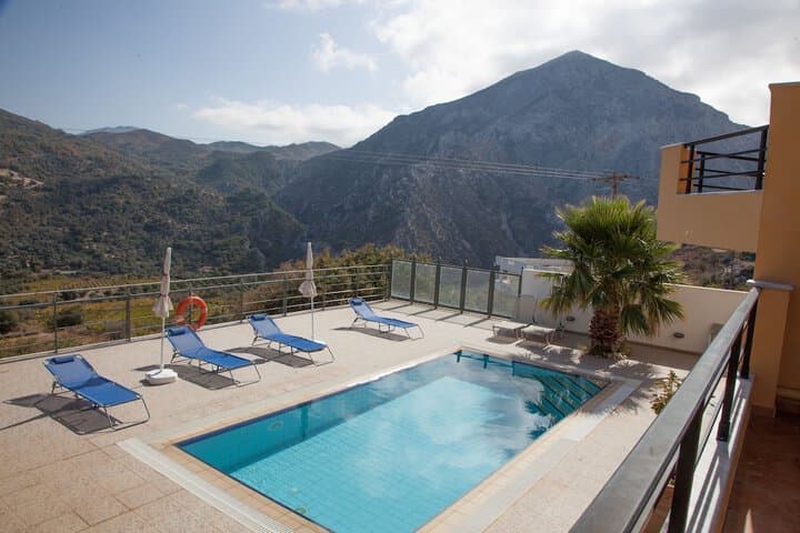 Lampi destination view