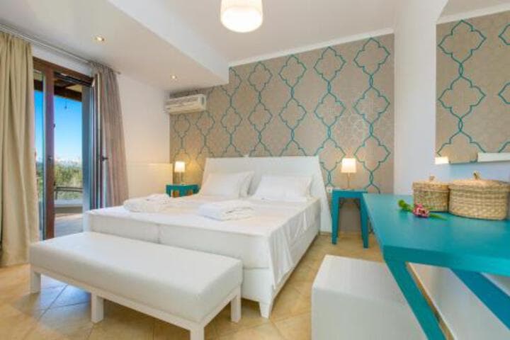 Aria Villas photo 5