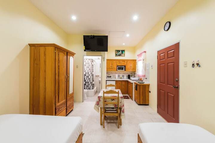 Travel Suites Ltd photo 5