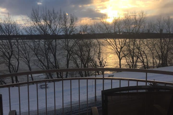 Kahnawake destination view