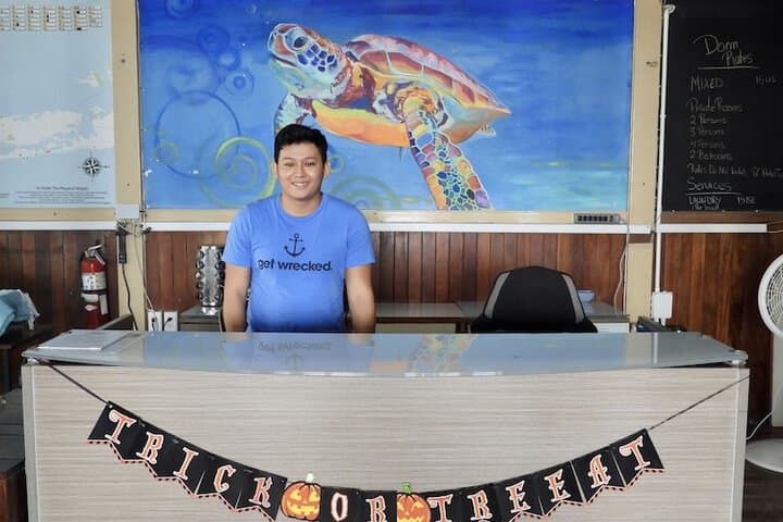Sandbar Beachfront Hostel & Restaurant photo 4