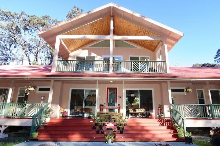 Volcano Forest Inn photo 2
