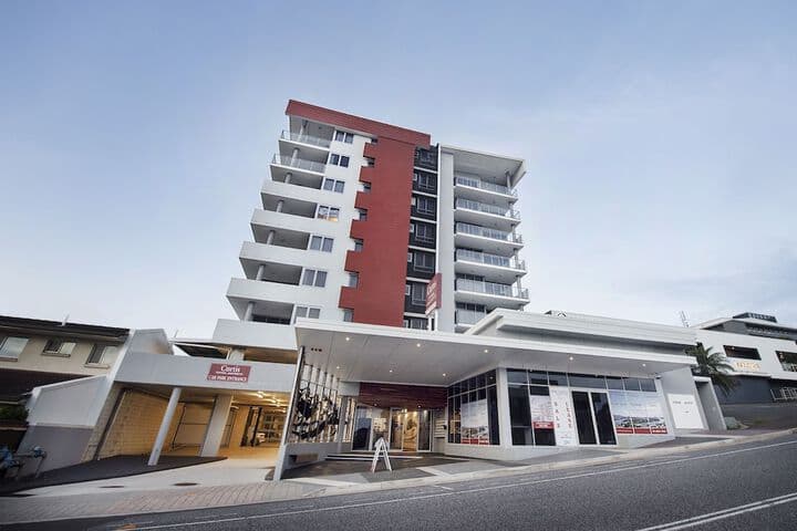 Curtis Central Apartments photo 3